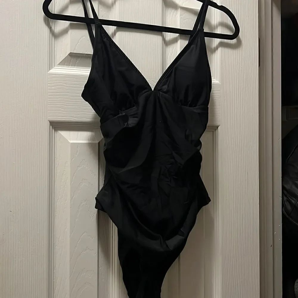 Black One Piece Swimsuit - NEW - Cupshe - Never Worn - Black Bathing Suit